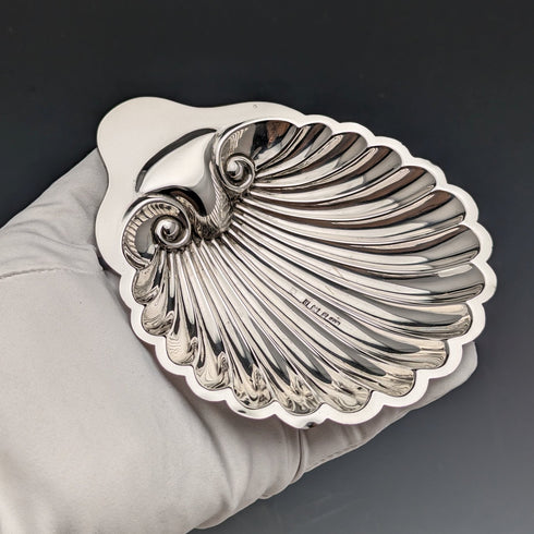 1902 British Antique Sterling Silver Shell Dish 90g Arthur Fenwick